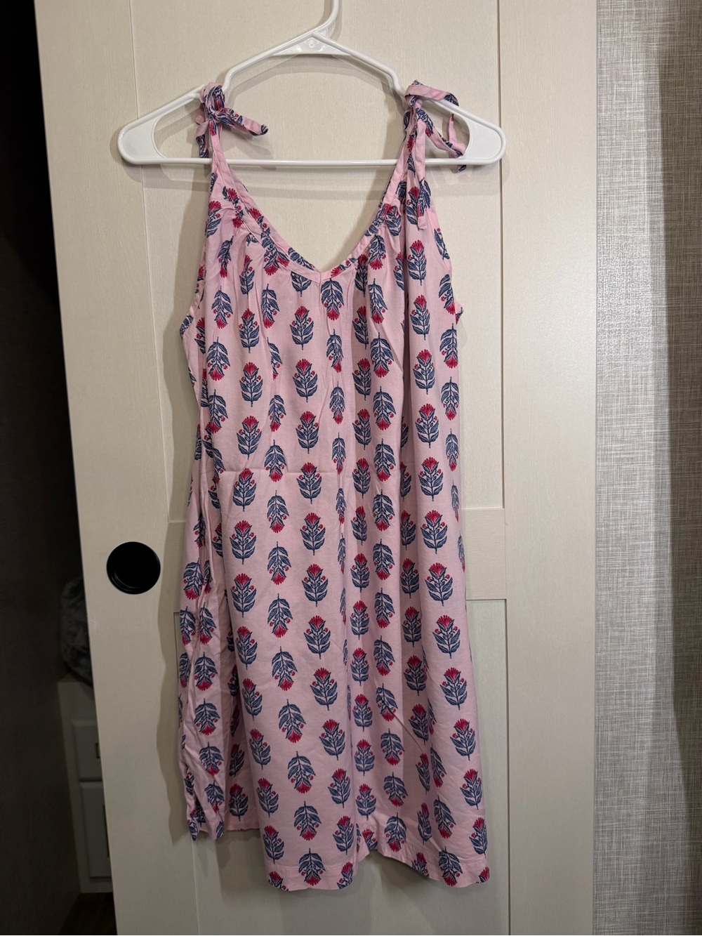 Old Navy Pink Floral Tie-Shoulder Sundress with Blue Accents